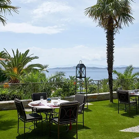 Eagles Palace - Small Luxury Of The World