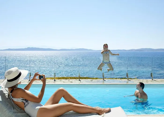 Eagles Palace - Small Luxury Of The World Hotel
