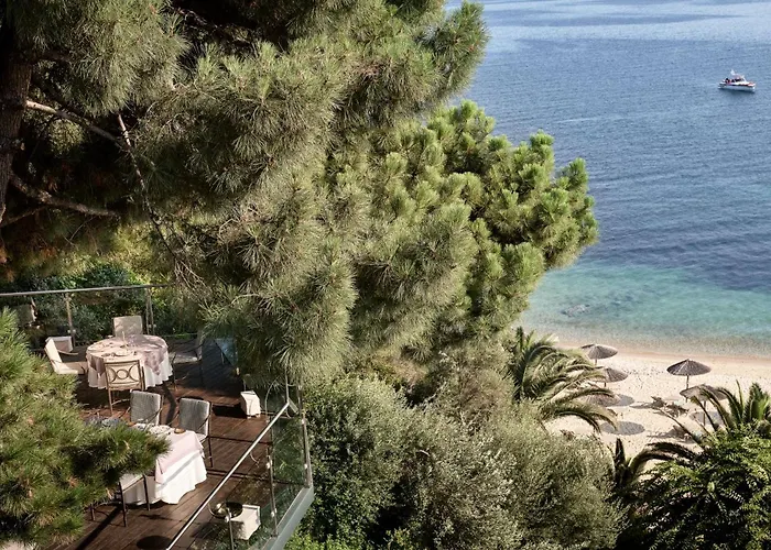 Eagles Palace - Small Luxury Of The World Hotell